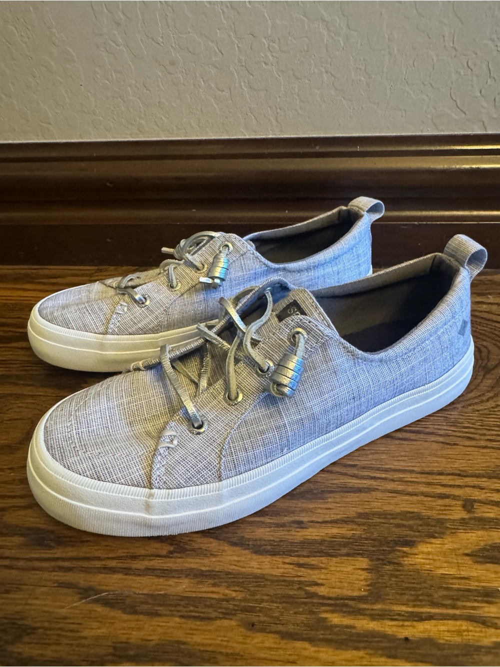 Sperry Crest Vibe Gray Shimmer Chambray Sneakers Women's 6